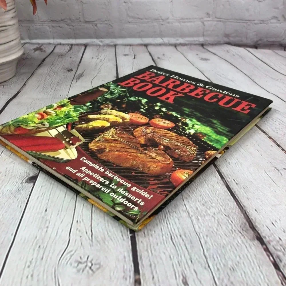 vintage Better homes and gardens barbecue book 1965